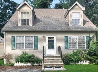 22 Fernwood Trl, Denville, NJ