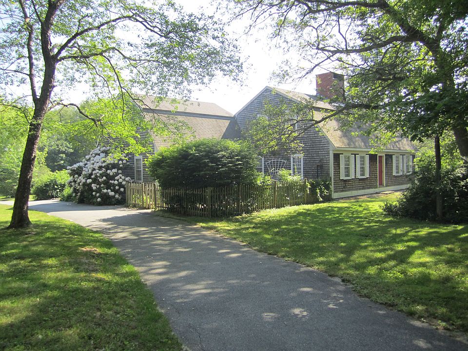 90 Woodlawn Ave, Bristol, RI 02809 Zillow