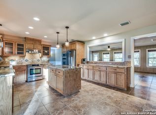 111 Indian Knoll Dr, Boerne, TX 78006