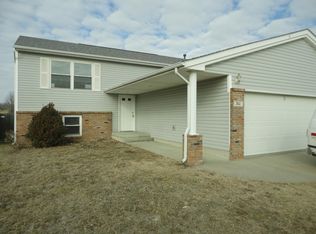 7411 S 20th St, Lincoln, NE 68512