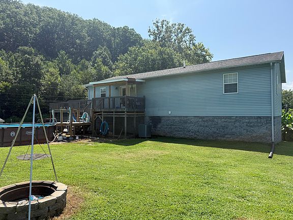 3rd image of 131 Repass Rd
