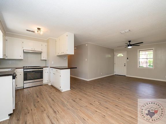 3rd image of 262 County Road 4789