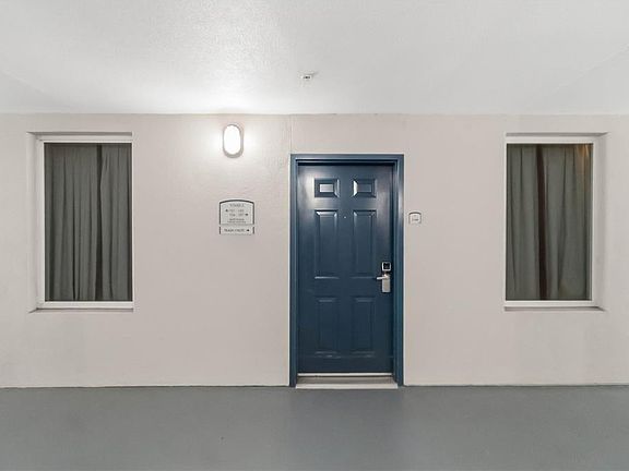4th image of 13427 BLUE HERON BEACH DRIVE #104