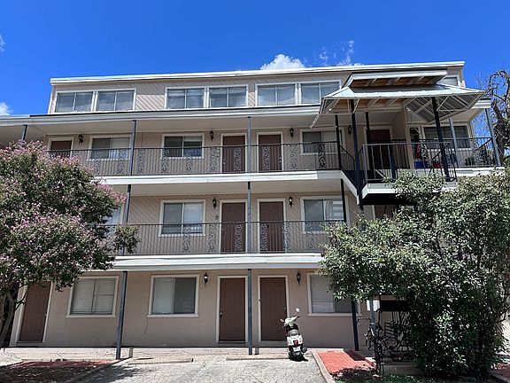 3rd image of 1010 W 23rd St #14