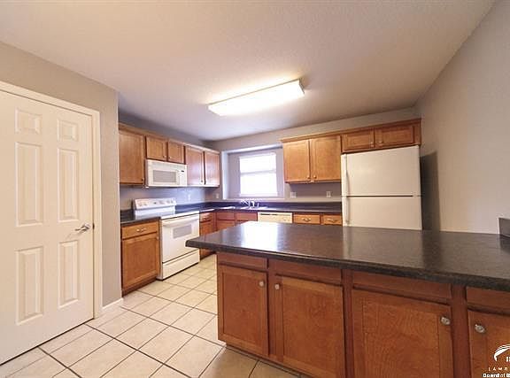 1540B  Legend Trail Dr Lawrence, KS listing photo #4