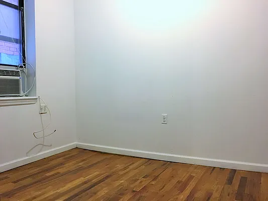 Rented by Crosstown Apartments NYC | media 44