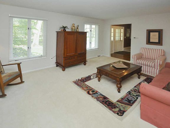 3rd image of 7324 Cascade Terrace Dr SE
