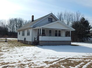 668 Ten Mile Rd NW, Sparta, MI 49345