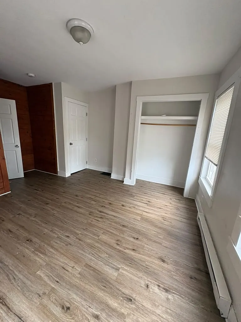 2 bed, $1,800 — Photo 2