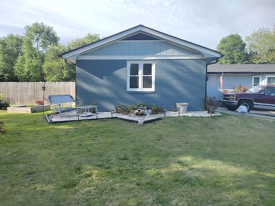 1st image of 2864 Williams Pl