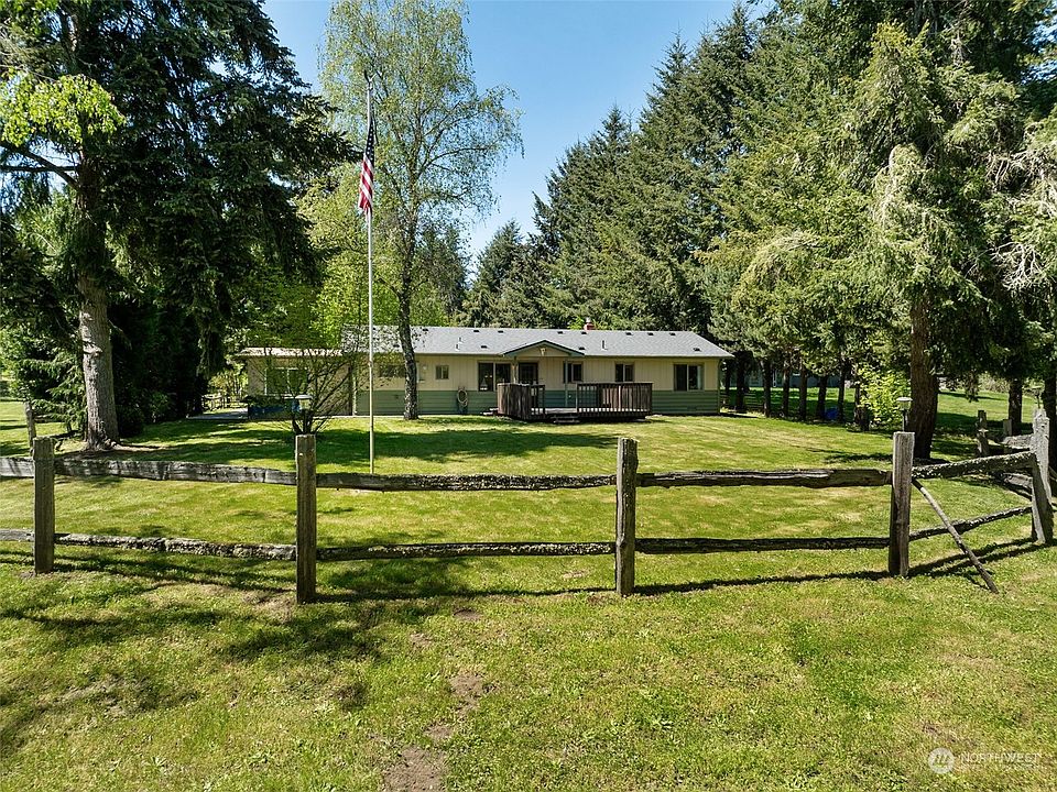 1st image of 34701 43rd Avenue E