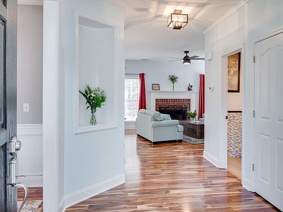 3rd image of 285 Ryans Ct