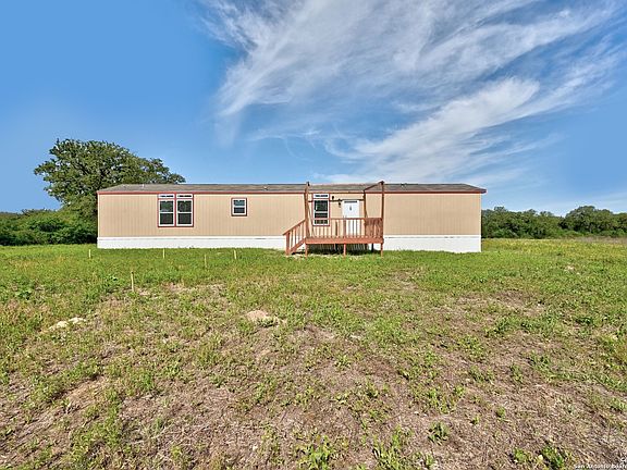 2nd image of 1014 County Road 438