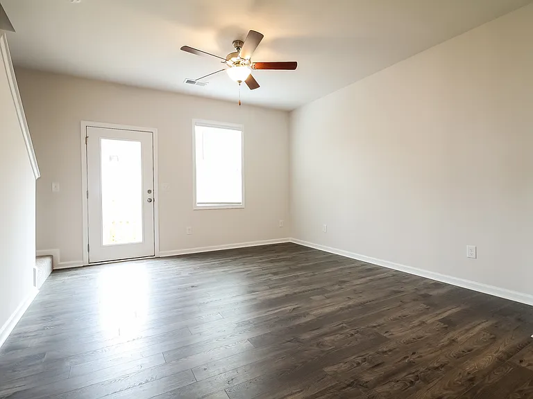 3 Crestwind Dr — Photo 4
