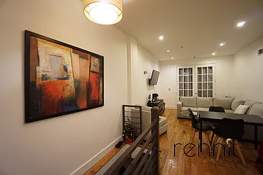 Rented by Rennit Inc.