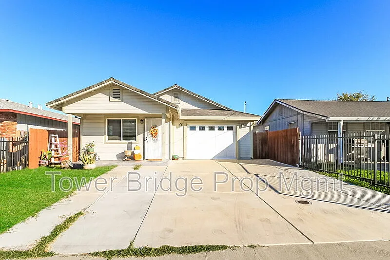 1131 Odonnell Ave photo 1