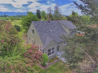 1112 Oak Grove Rd, Medford, OR 97501