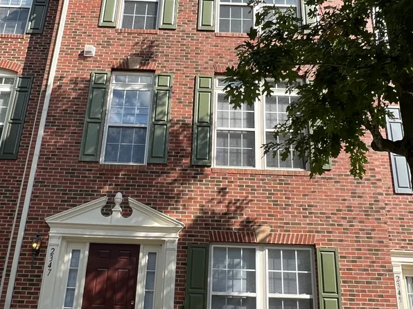 2347 Abington Dr #1, Charlottesville, VA 22911