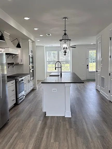 1817 Shookstown Rd #9 — Photo 2