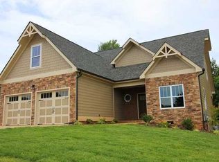 1739 Gable Green Dr #74, Apison, TN 37302