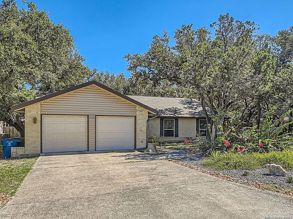 3rd image of 2710 Bramblebush