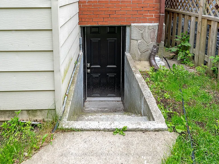 97 Harding Blvd — Photo 27