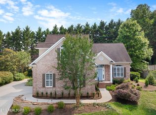 7008 Shady Knoll Ln, Knoxville, TN 37919
