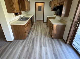 2 bed, 2.0 bath, 1000 sqft, $1,500, Madison, WI 53719