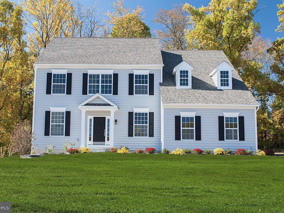 1st image of 144 Patriot Ln