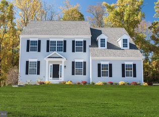 144 Patriot Ln, Downingtown, PA 19335
