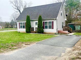 5 Russell Ave, Brooklyn, CT 06234