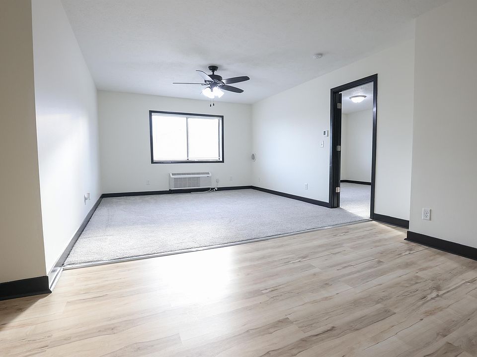 1st image of 7110-7122 Jones Cir #7120-5