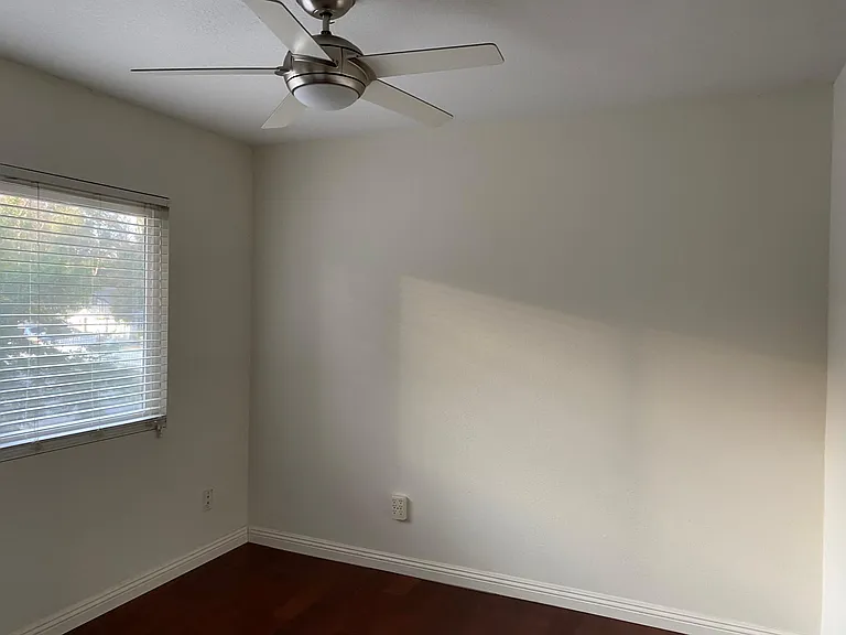 Valle Vista Dr — Photo 13
