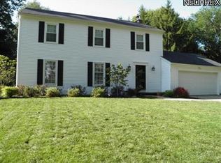 96 Keswick Dr, Hudson, OH 44236