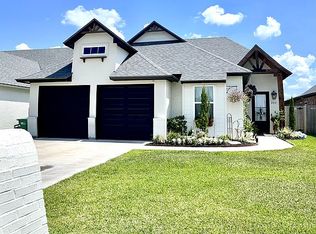 302 Whispering Meadows Rd, Broussard, LA 70518