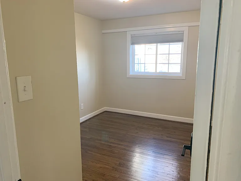 1914 Stanley Ave — Photo 12