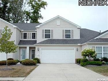 1st image of 760 Lakeside Dr