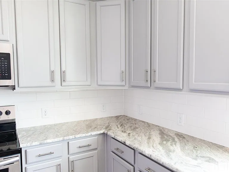 517 Gathering Park Cir — Photo 17