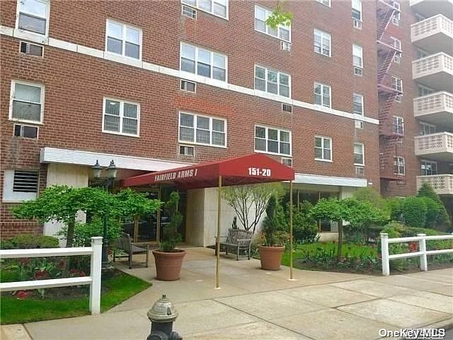 1st image of 15120 88th St APT 1B