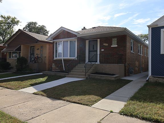 3rd image of 12420 S Aberdeen St