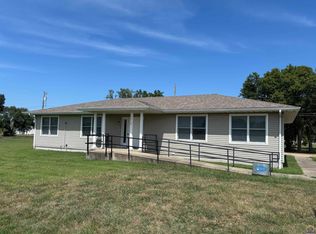 1310 Housatonic St, Burlington, KS 66839