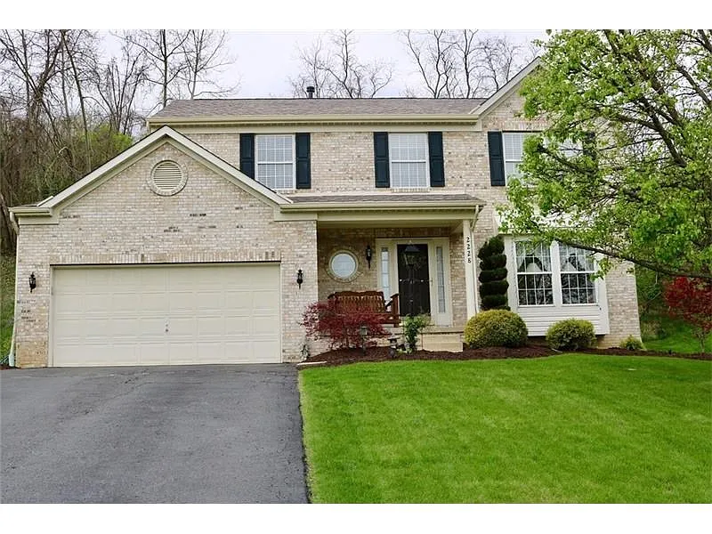 2228 Watchfield Dr photo 1