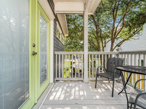 1032 Alexander St #A, Houston, TX 77008
