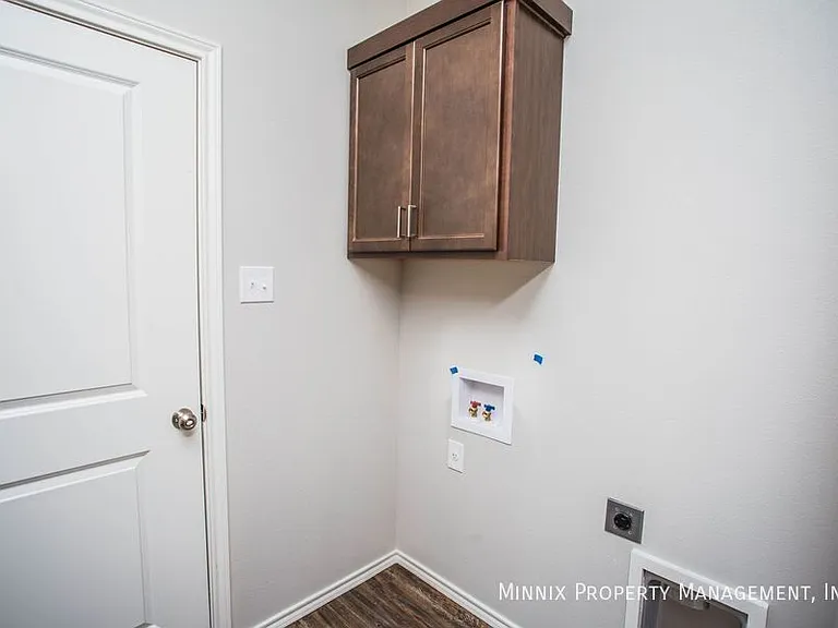 5865 Virginia Ave #1 — Photo 33