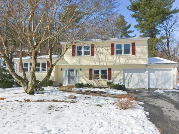 2 Westfield Dr, Holliston, MA 01746