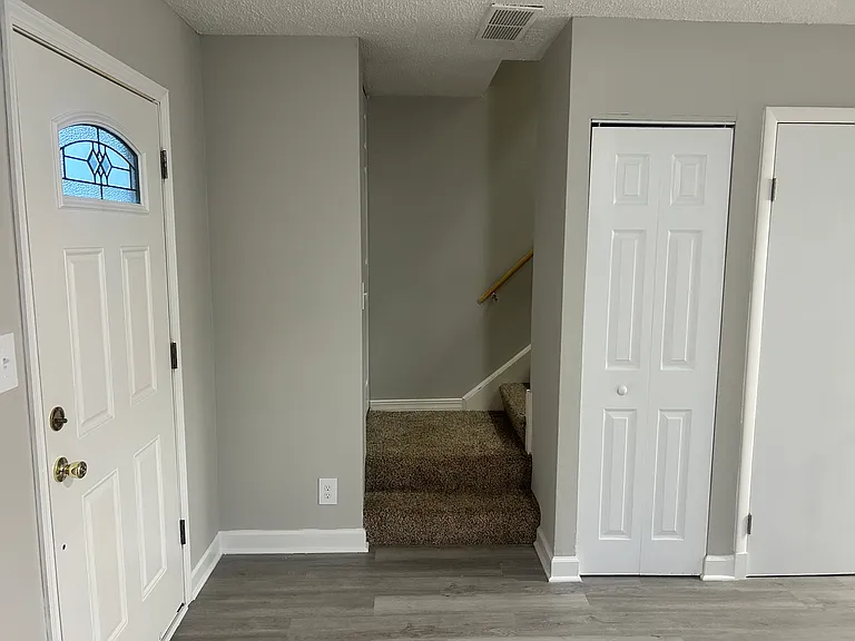 10L Fernwood Dr #10L — Photo 7