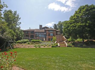 35306 W Pabst Rd, Oconomowoc, WI 53066