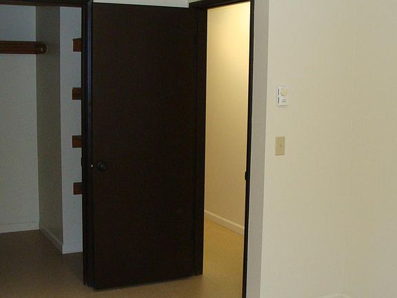 4th image of 4745 32nd Ave S APT 1