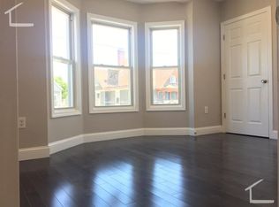 77 Linden St #2R, Allston, MA 02134