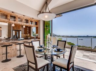2425 Jefferson St, Carlsbad, CA 92008